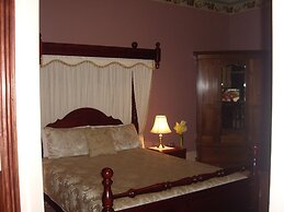 Lucinda B&B