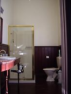 Lucinda B&B