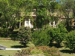 Lucinda B&B