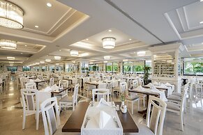 Bellis Deluxe Hotel