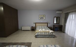 Philoxenia Hotel