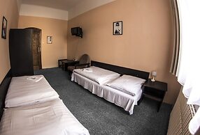 Hotel Pyramida