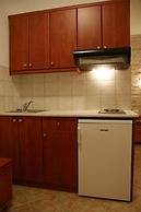 Plaka Hotel I