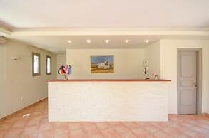 Plaka Hotel I