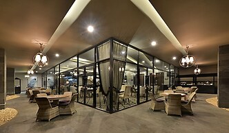 Amaroossa Grande Bekasi
