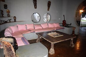 Afrika Pearl & Spa