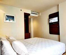M Hotel Jakarta