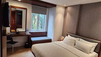 M Hotel Jakarta