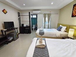 Chiang Mai Waroros Boutique Hotel