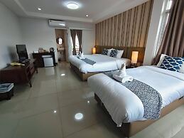 Chiang Mai Waroros Boutique Hotel