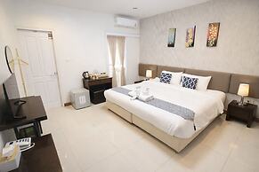 Chiang Mai Waroros Boutique Hotel