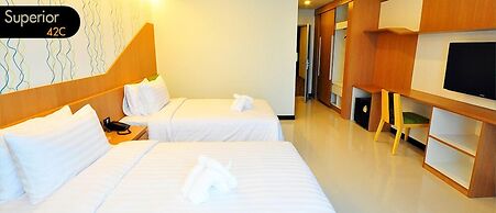 42C The Chic Hotel