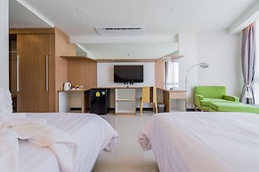 42C The Chic Hotel