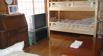 Narusawa Lodge