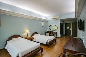 Mae Pim Resort Hotel