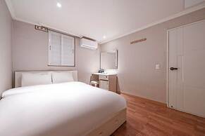 Hotel Mini