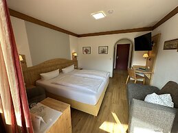 Landhotel Maiergschwendt by DEVA