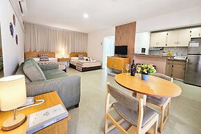 Sasaki Apartments