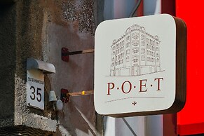 Poet Art Hotel