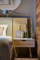 Poet Art Hotel