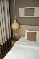 Poet Art Hotel