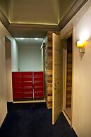 Poet Art Hotel