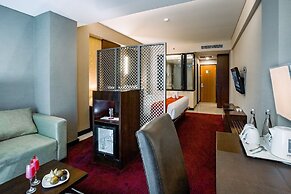 Emersia Hotel & Resort