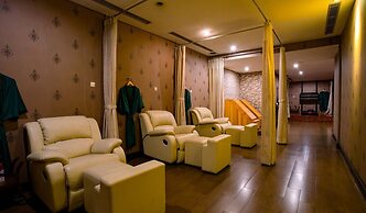 Emersia Hotel & Resort