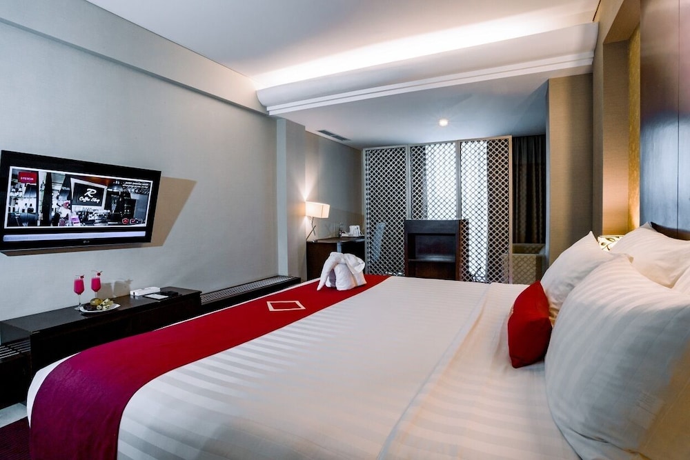 Emersia Hotel & Resort