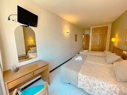 Hotel Atalaya I
