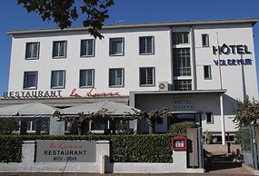 Hotel Vol de Nuit