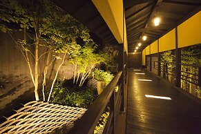 Migiwatei Ochi Kochi
