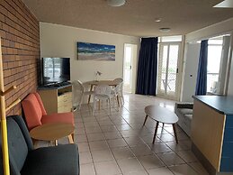 Northpoint Holiday Apartments