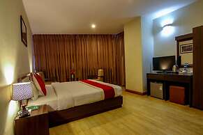 Regal Airport Hotel