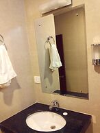 Regal Airport Hotel