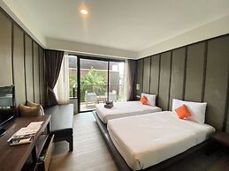 LaLune Beach Resort