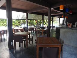 LaLune Beach Resort