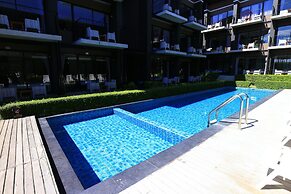 LaLune Beach Resort