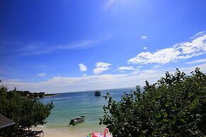 LaLune Beach Resort
