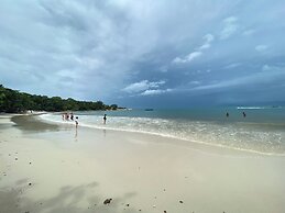 LaLune Beach Resort