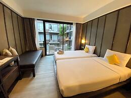 LaLune Beach Resort