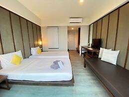 LaLune Beach Resort