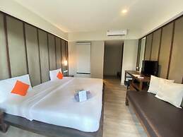 LaLune Beach Resort
