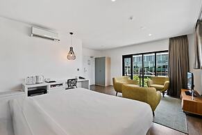 The Kingsford, an Ascend Collection Hotel