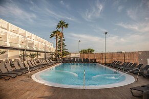 Aequora Lanzarote Suites