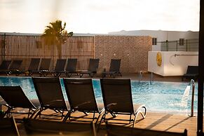 Aequora Lanzarote Suites