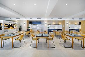 Aequora Lanzarote Suites