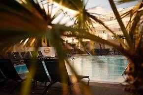 Aequora Lanzarote Suites