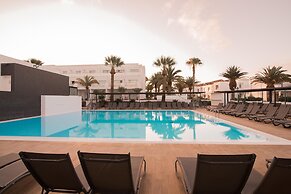 Aequora Lanzarote Suites