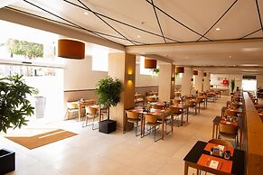Aequora Lanzarote Suites